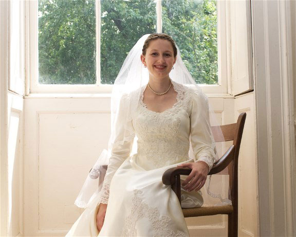Rowenna Thorson wears her mother's wedding gown for her wedding