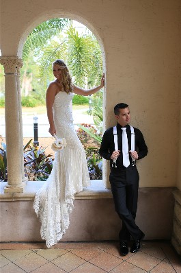 Kim and her new husband are right in style at 1920's Power Crosley Estate
