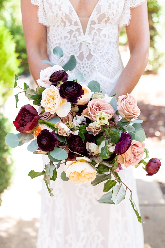 A beautiful fall floral arrangement