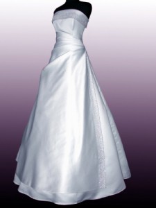 ekspert silke brudekjole rengøring