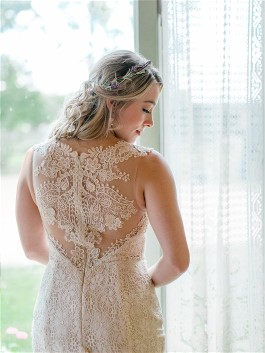 Sarah's vintage inspired wedding dress was perfect for her wedding day.